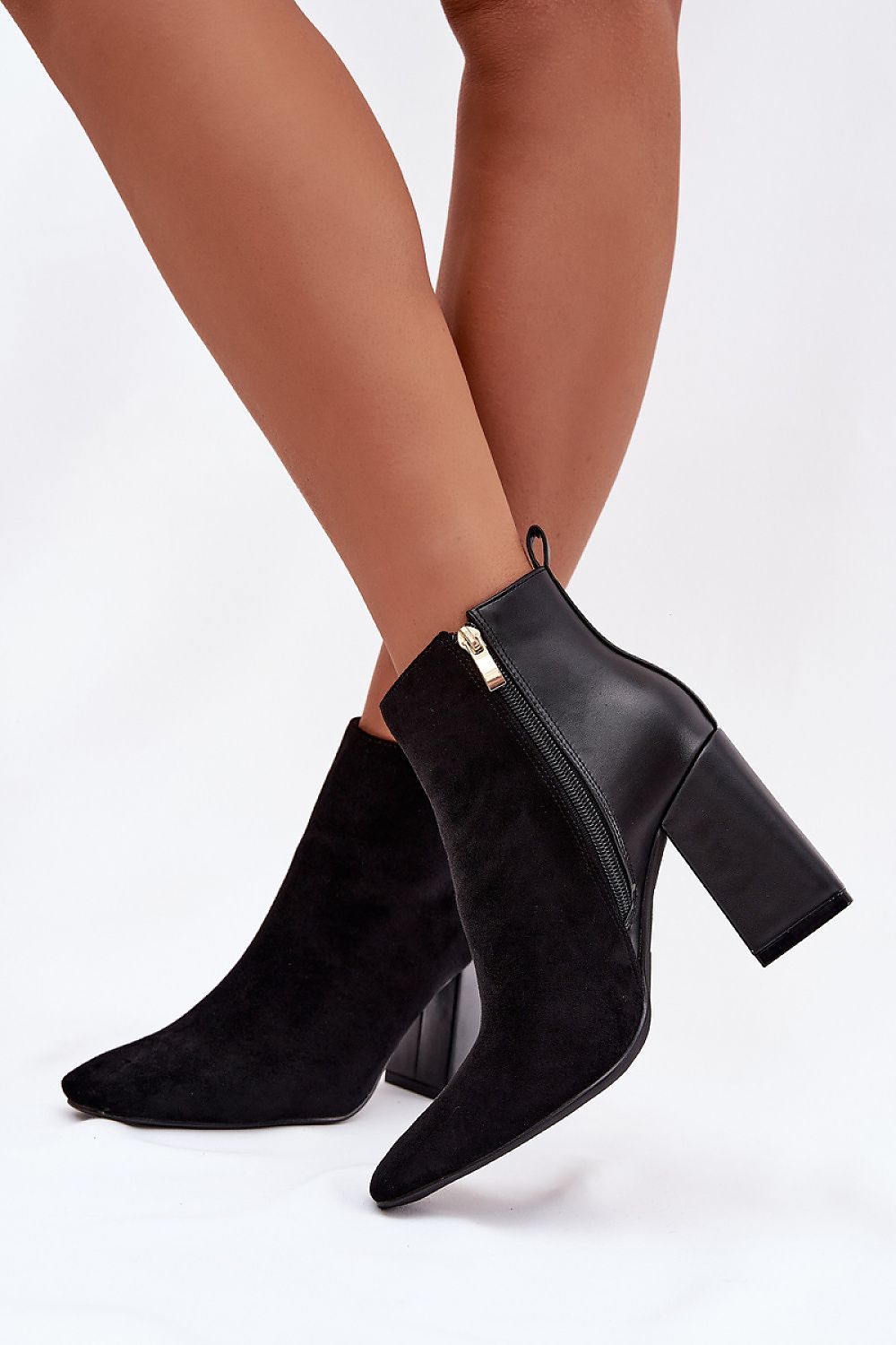 Botki Model Maloria MVP338 Black - Step in style