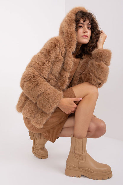   Kurtka Damska Model AT-KR-2386.00P Camel - AT 