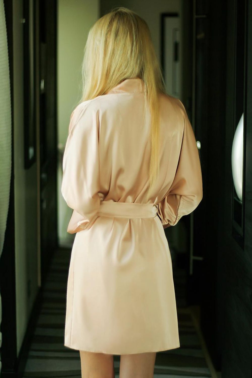  Szlafrok Podomka Model Panama satyna Nude - Kalimo 