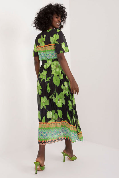  Sukienka Model DHJ-SK-11331-5.19 Black/Green - Italy Moda 