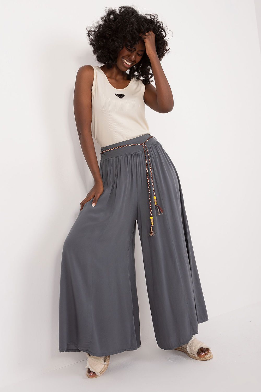  Spodnie Damskie Model TW-SP-BI-81733.14 Dark Grey - Och Bella 