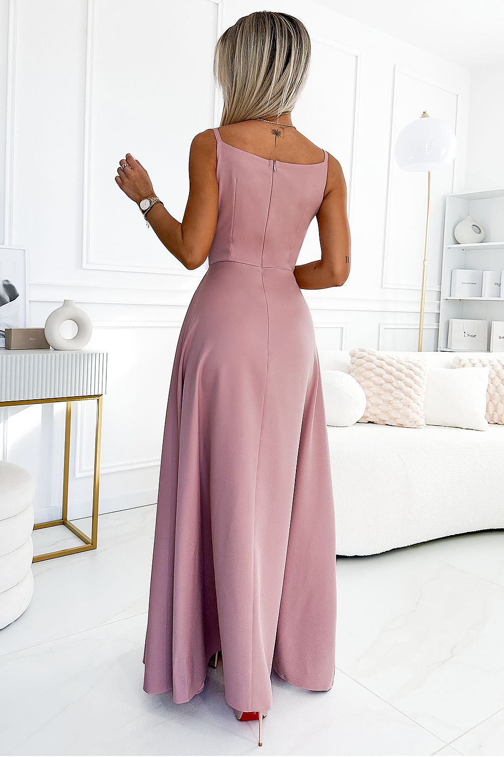  Sukienka Model Chiara 299-16 Dirty Pink - Numoco 