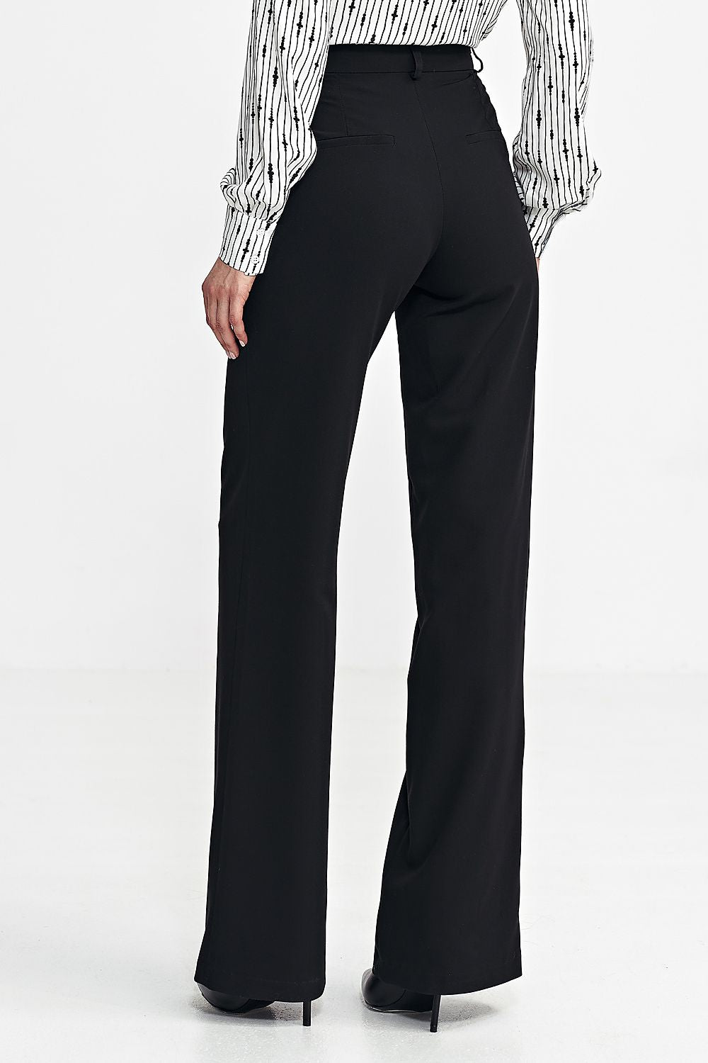   Spodnie bootcut, z krytym guzikiem SD101 Black - Nife 