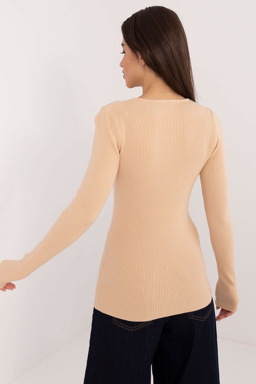   Sweter Damski Model AT-SW-2332-2.62 Beige - AT 