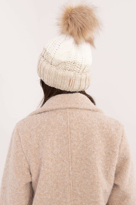   Czapka Model JK-CZ-52.31 Beige - Rue Paris 