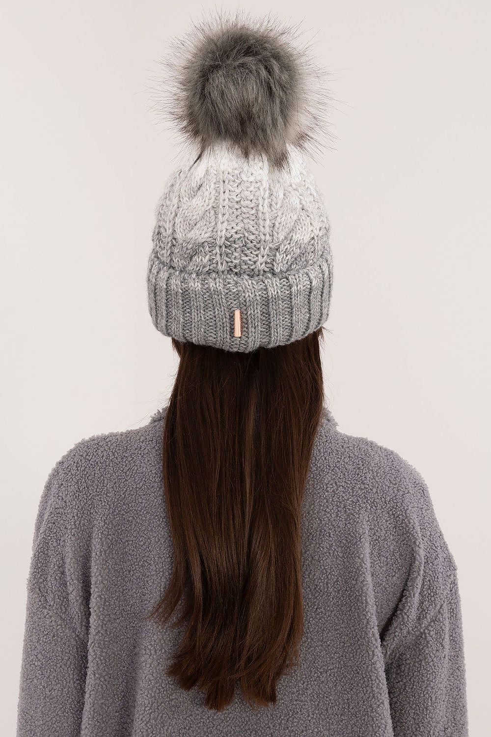   Czapka Model JK-CZ-52.31 Grey - Rue Paris 