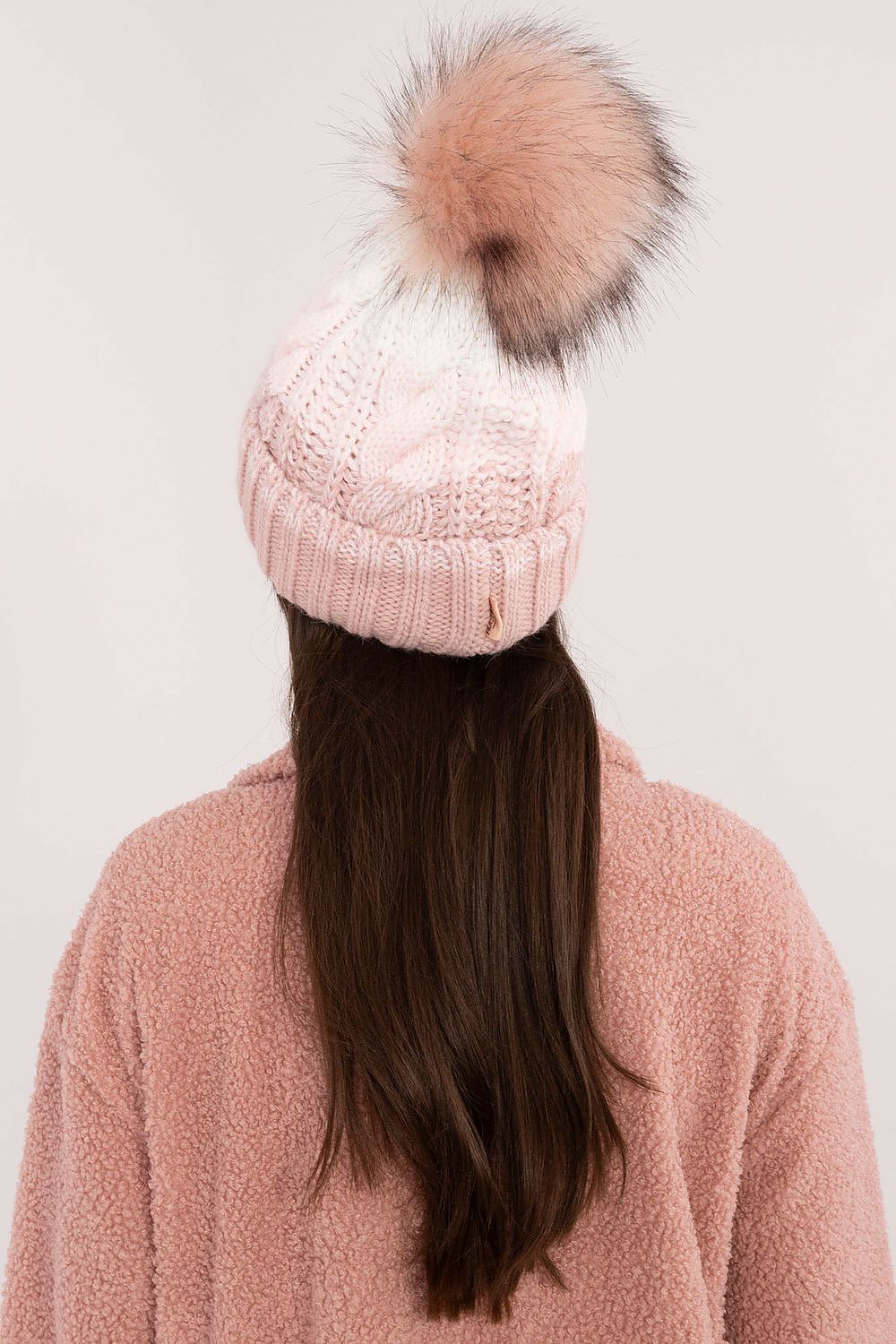   Czapka Model JK-CZ-52.31 Light Pink - Rue Paris 