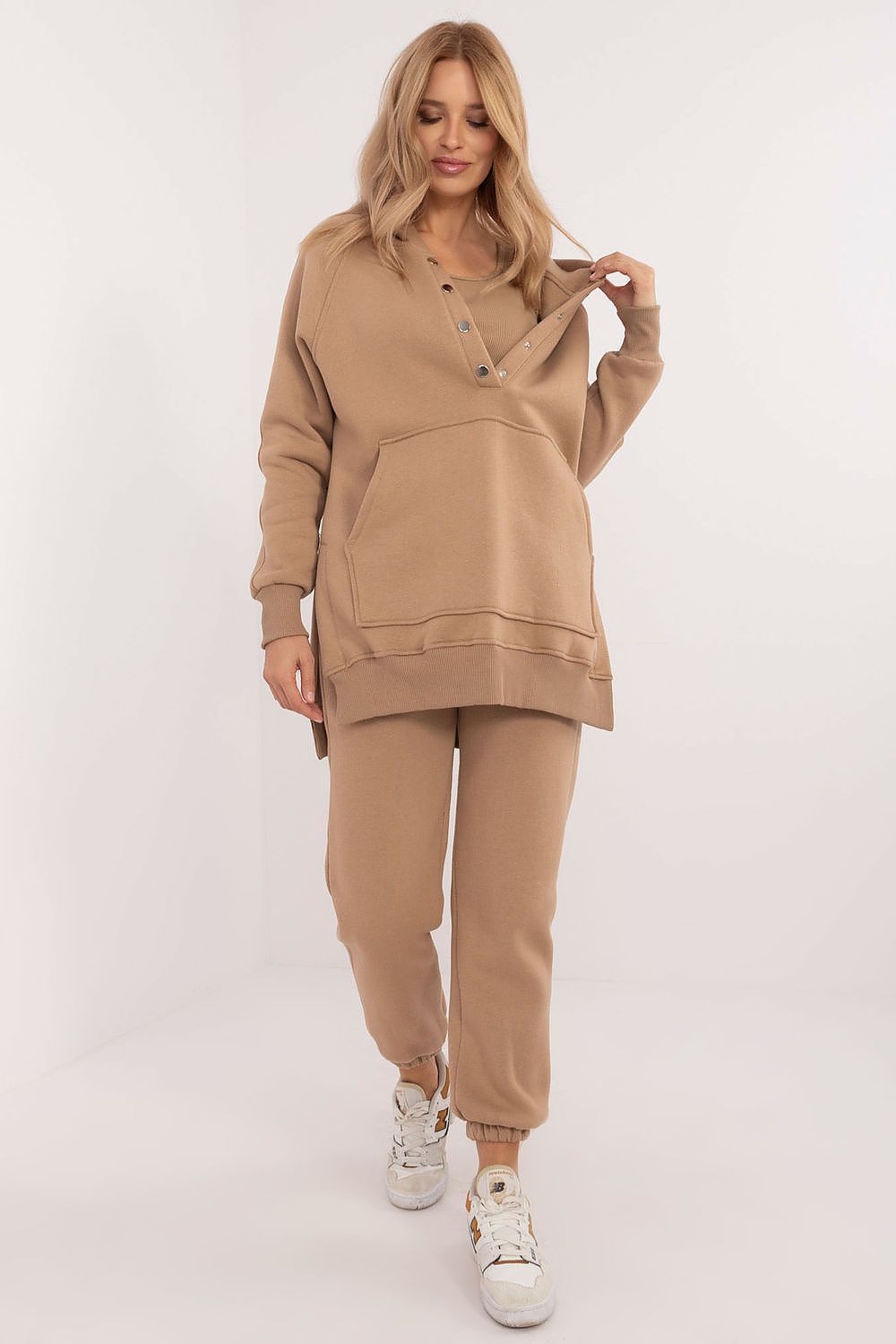  Spodnie Komplet Model EM-KMPL-847.68 Dark Beige - Factory Price 