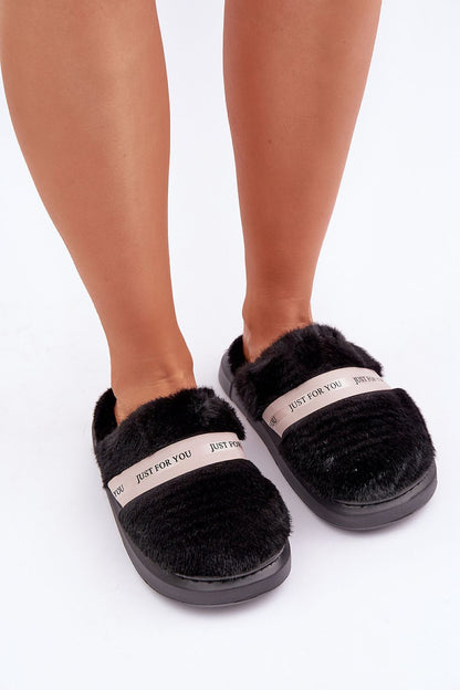   Kapcie Model Savalithea FA-198 Black - Step in style 