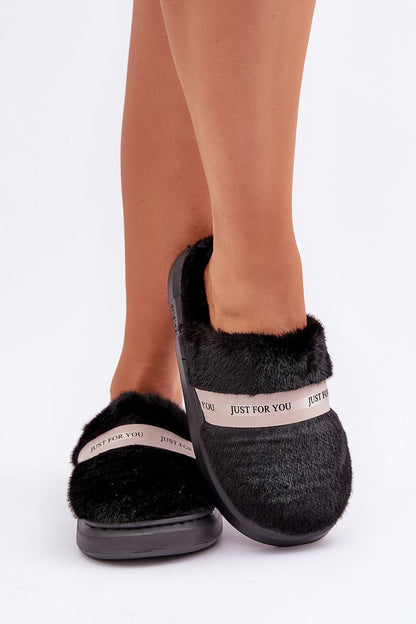   Kapcie Model Savalithea FA-198 Black - Step in style 