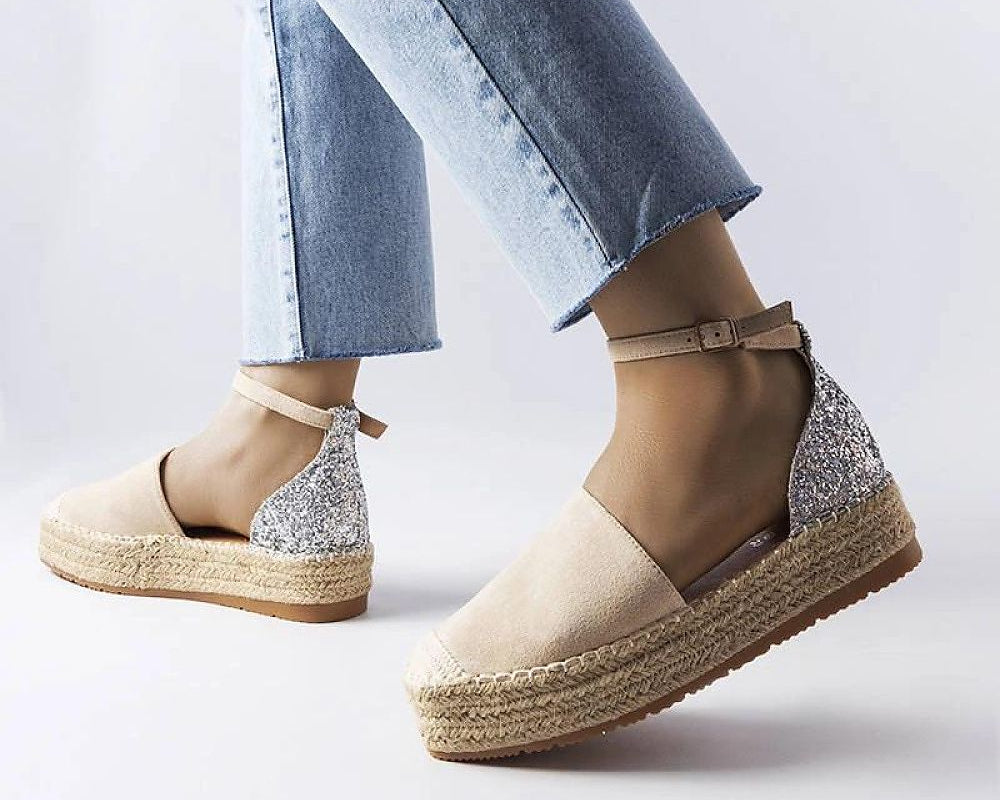   Beżowe espadryle z brokatową wstawką Myasia - Solea 