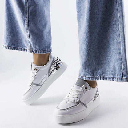   Białe sneakersy na platformie Tooele - Solea 