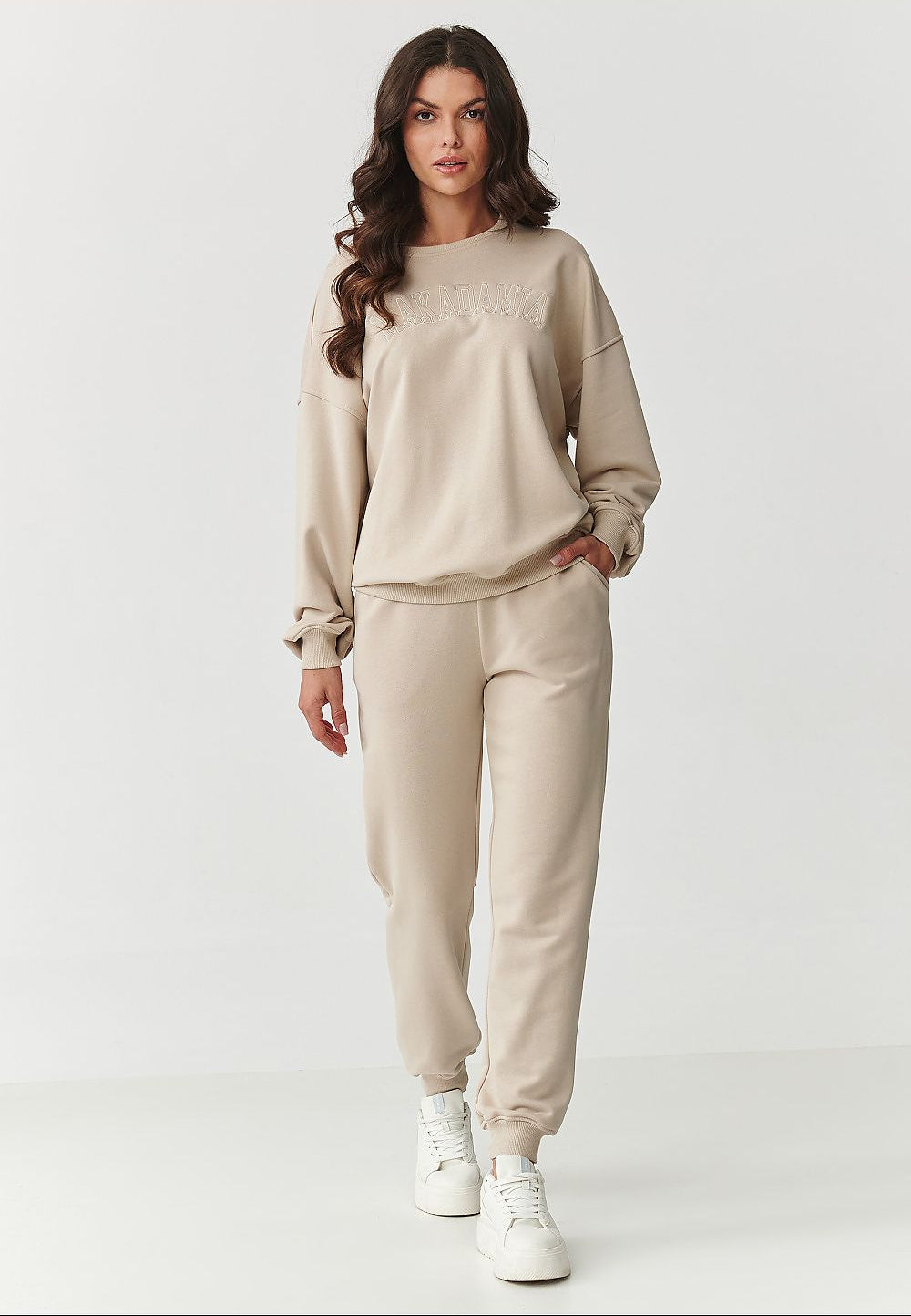  Spodnie Komplet Model M889 Light Beige - Makadamia 