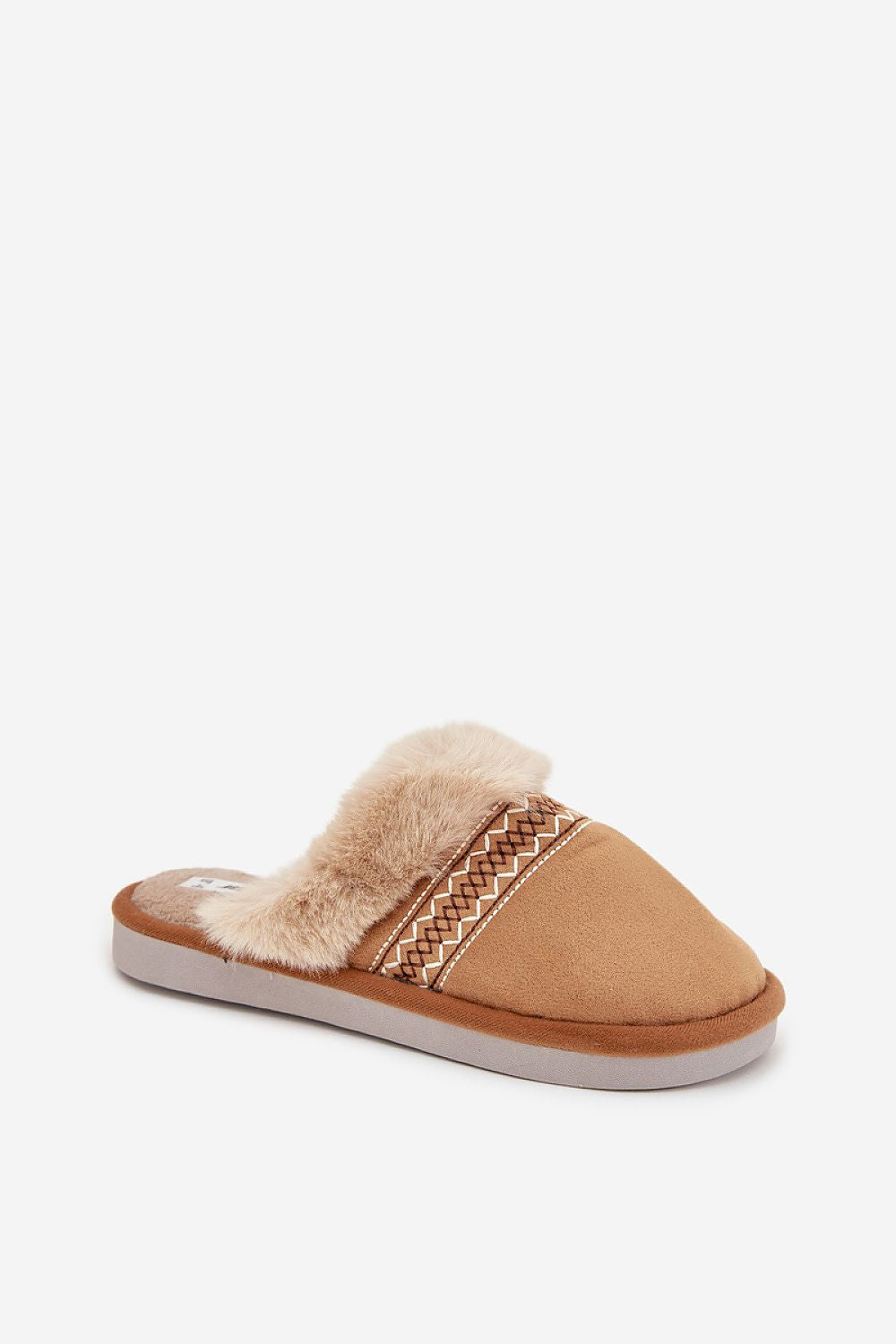   Kapcie Model Devianne WIS255224-0 Brown - Step in style 