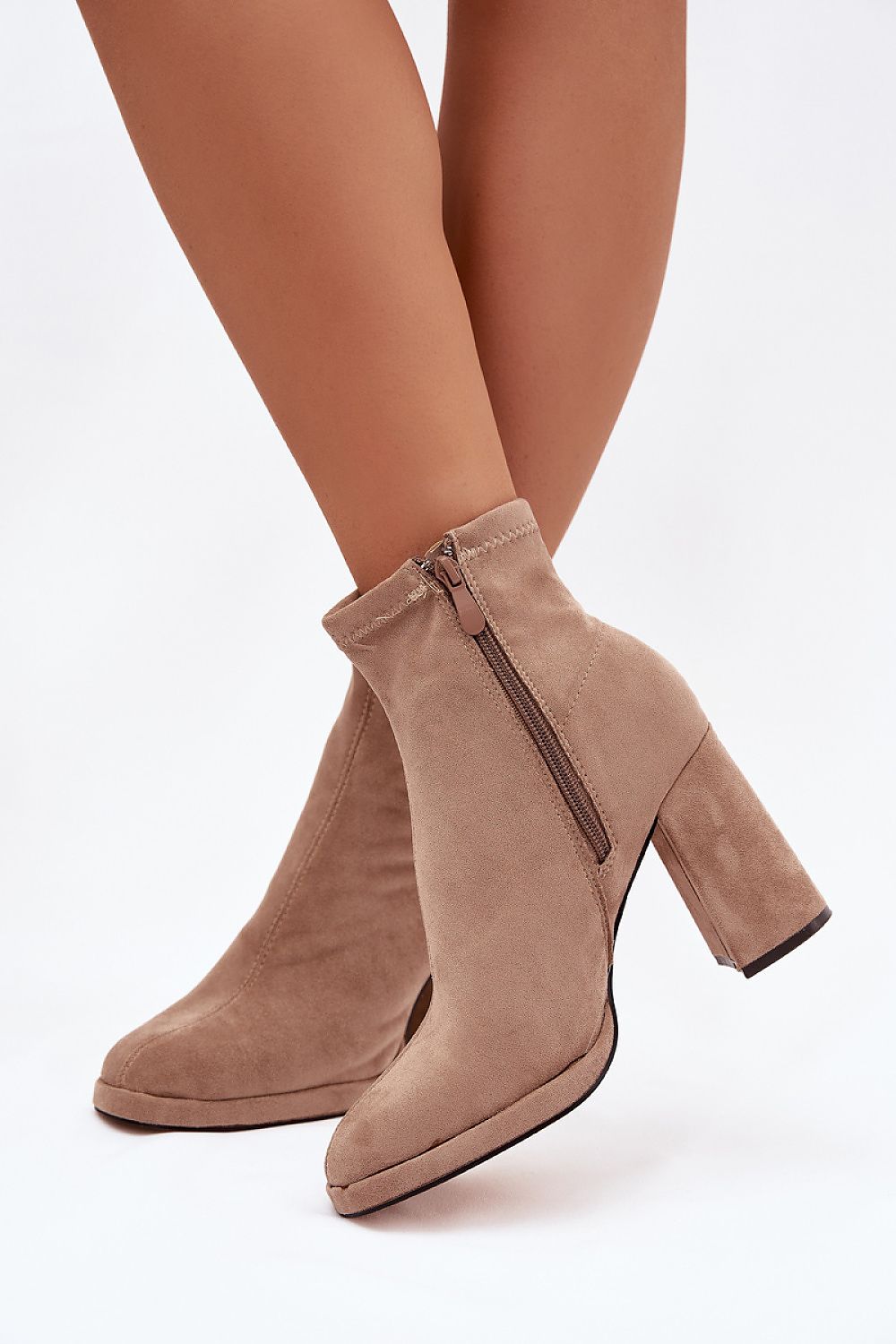   Botki Model Karvella NN636 Beige - Step in style 