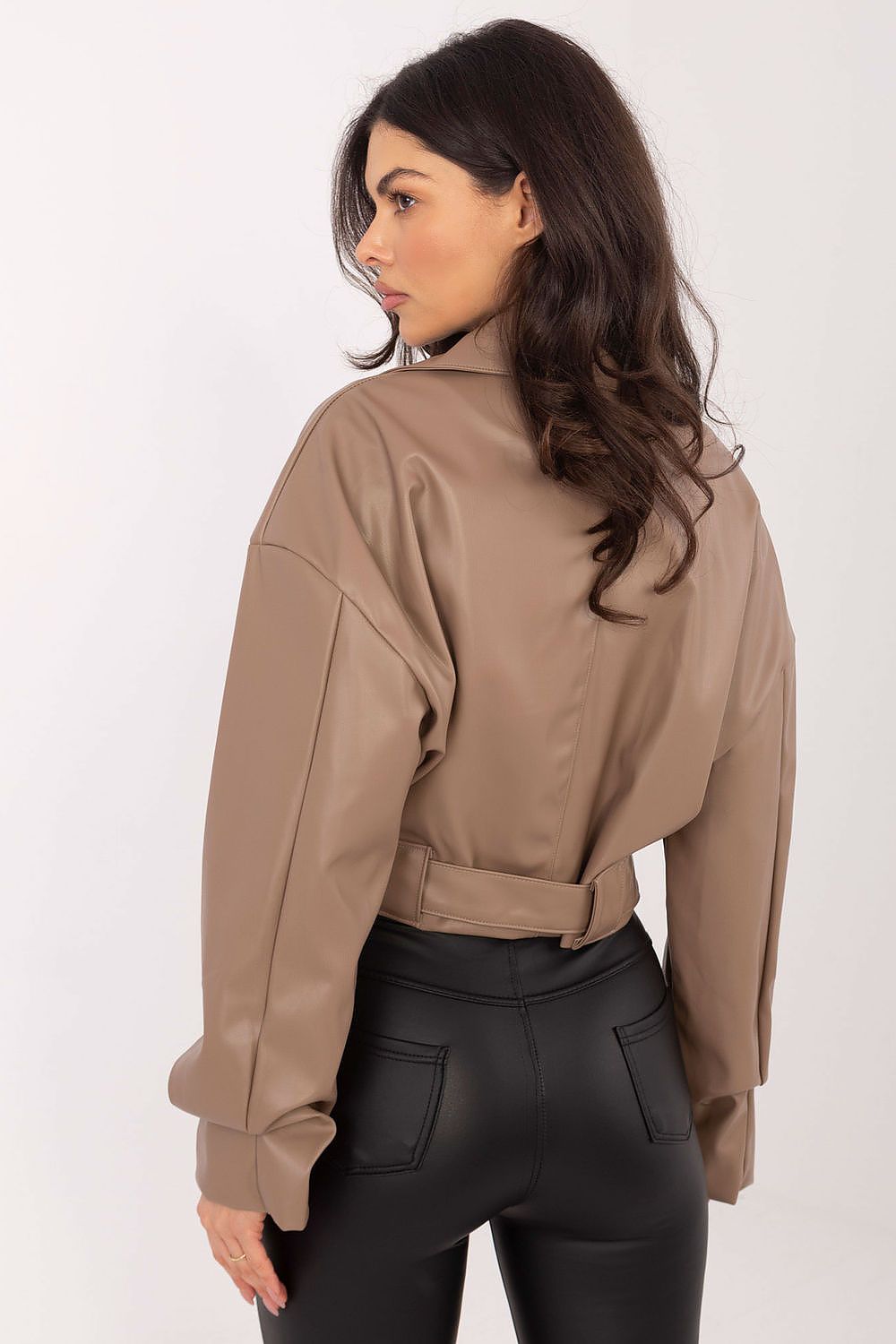   Kurtka Damska Model IT-KR-FL9609.95 Dark Beige - Rue Paris 