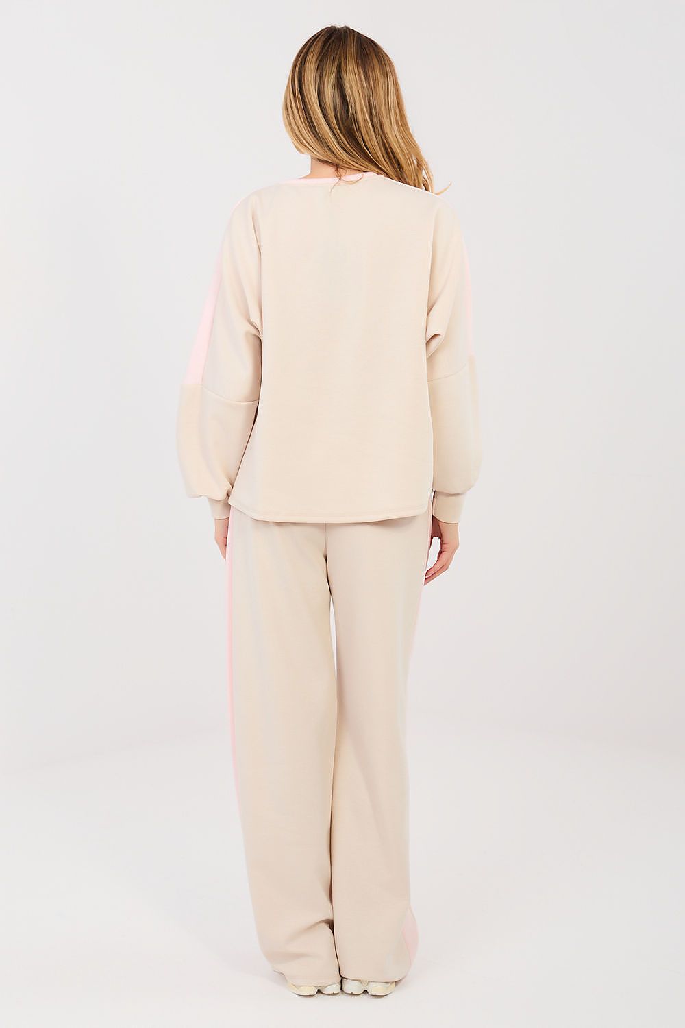  Spodnie Komplet Model IT-KMPL-22177.20P Beige - Rue Paris 