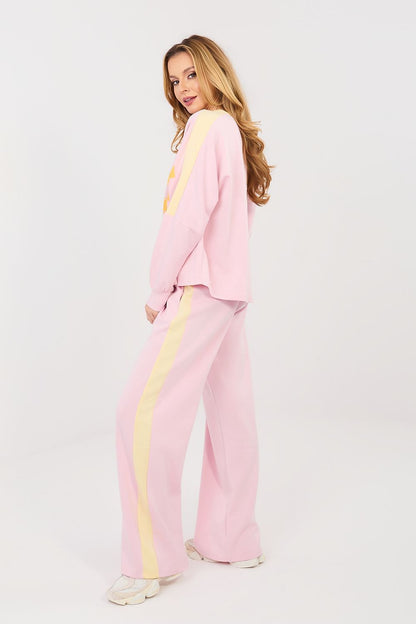  Spodnie Komplet Model IT-KMPL-22177.21P Light Pink - Rue Paris 