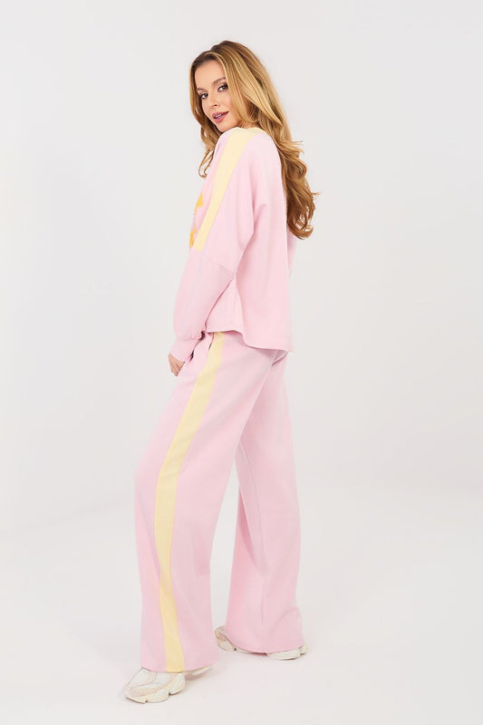  Spodnie Komplet Model IT-KMPL-22177.21P Light Pink - Rue Paris 