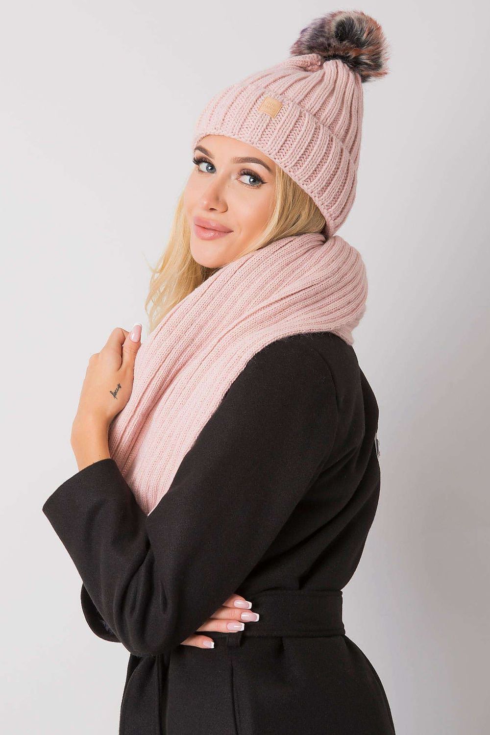   Komplet Model JK-KMPL-7-1.40X Light Pink - Rue Paris 