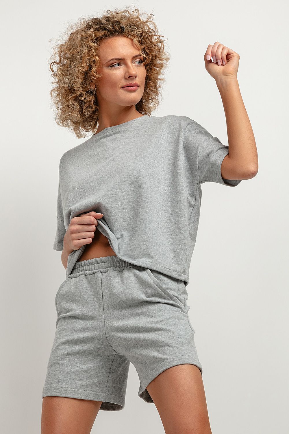   Szorty Damskie Model T385/2 Light Grey - Tessita 
