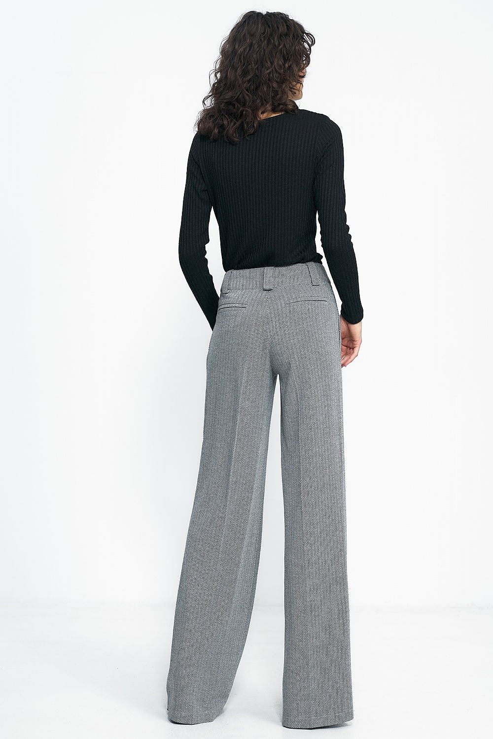  Spodnie wide leg w czarną jodełkę SD82 Black - Nife 